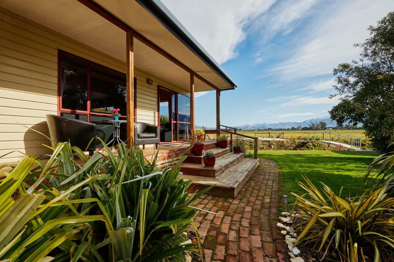 Brook House B&B & Cottages Kaikoura Exterior photo